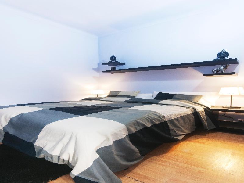 Barcelona 10 - Apartments Zewnętrze zdjęcie