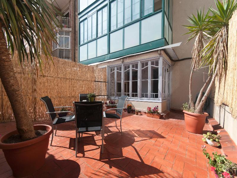 Barcelona 10 - Apartments Zewnętrze zdjęcie